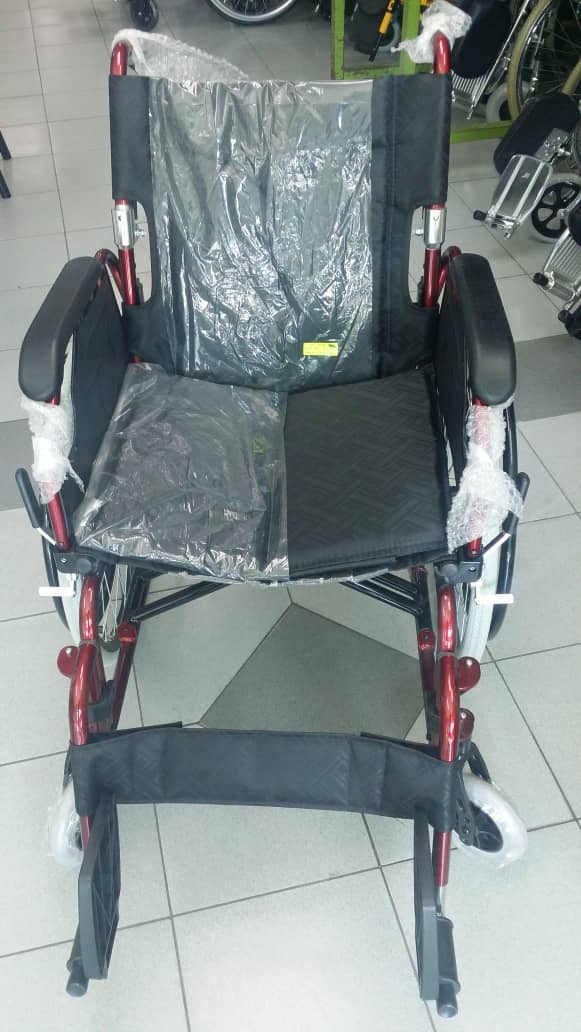 Light Weight Wheelchair QR '' – R208LAP35/41/46