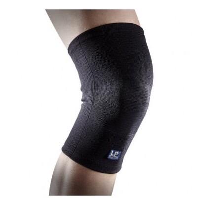 LP 647-Elastic Knee Support